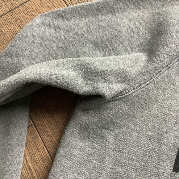 Brunette The Label Sweatshirt - Picture 4 of 6